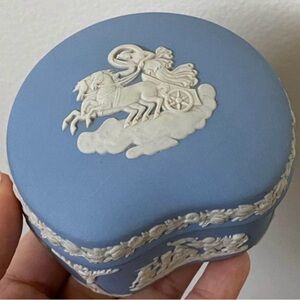 Wedgwood Jasperware “Wedgwood Blue” Aurora & Chariot of Dawn Trinket Box